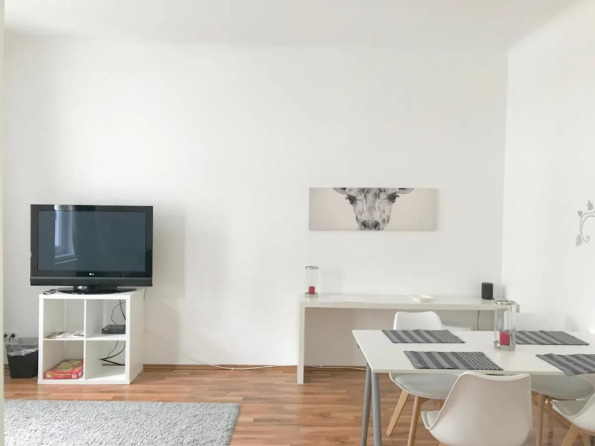 Apartment Flamingo Vienna